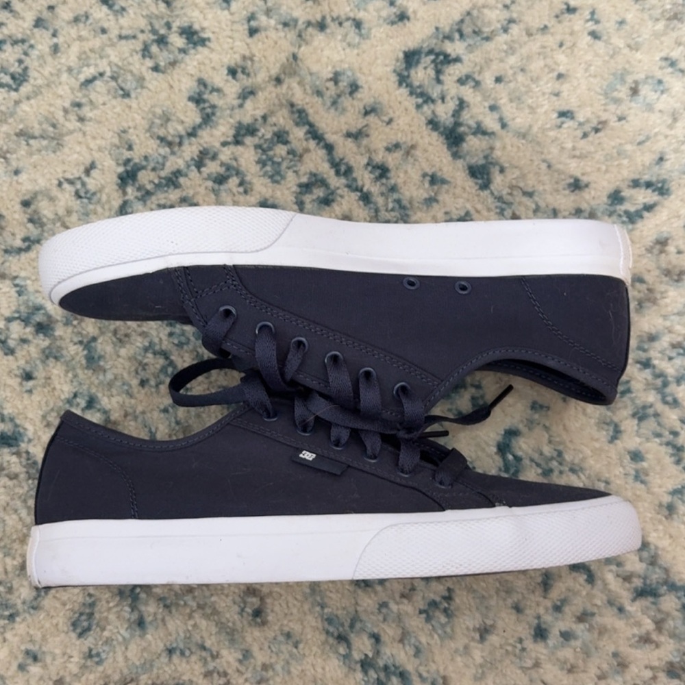 DC Men's Navy Blue Sneakers